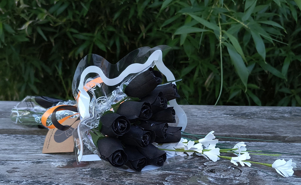 All Black Wooden Rose Bouquet