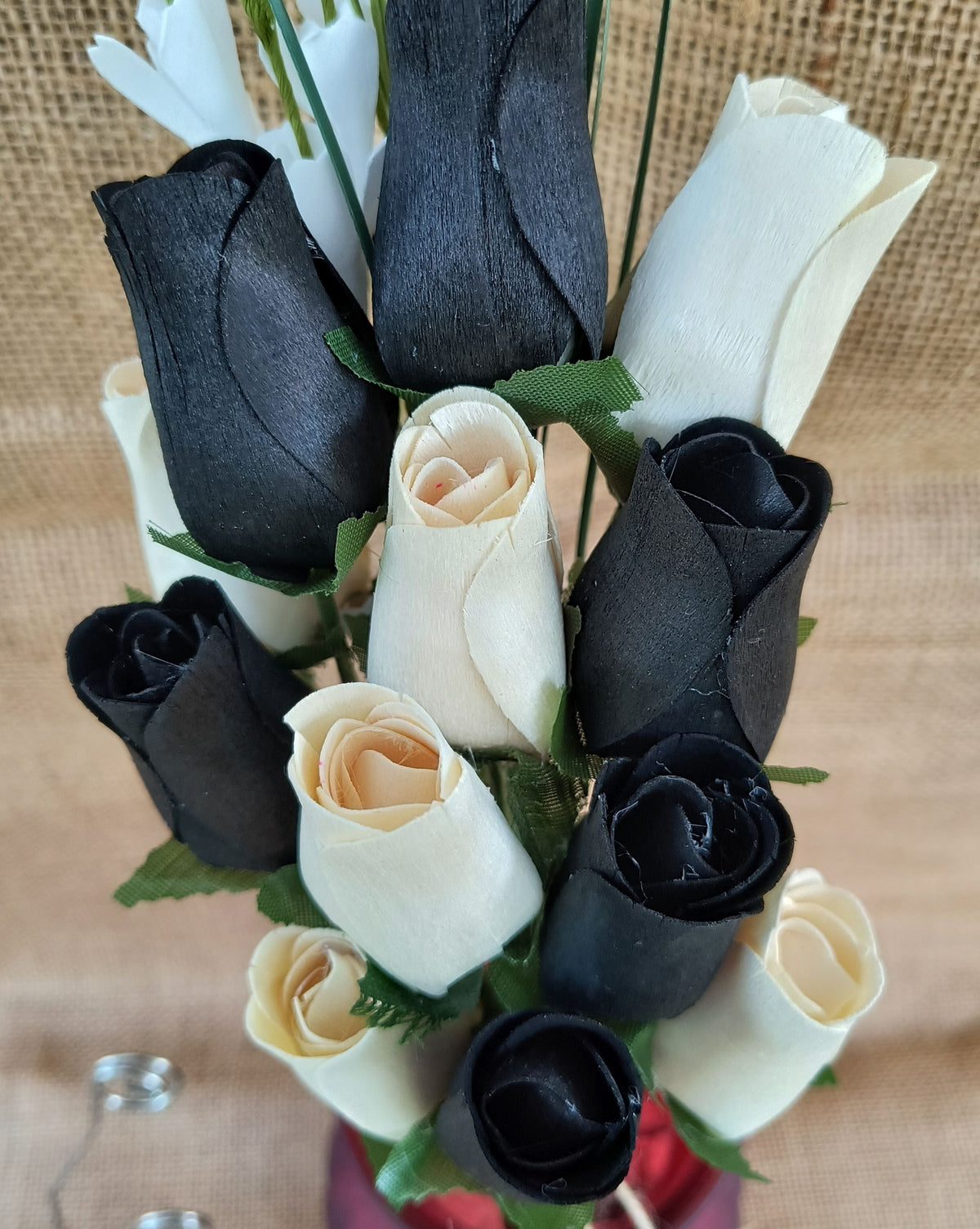 Everyday Wooden Rose Bouquet – Black & White