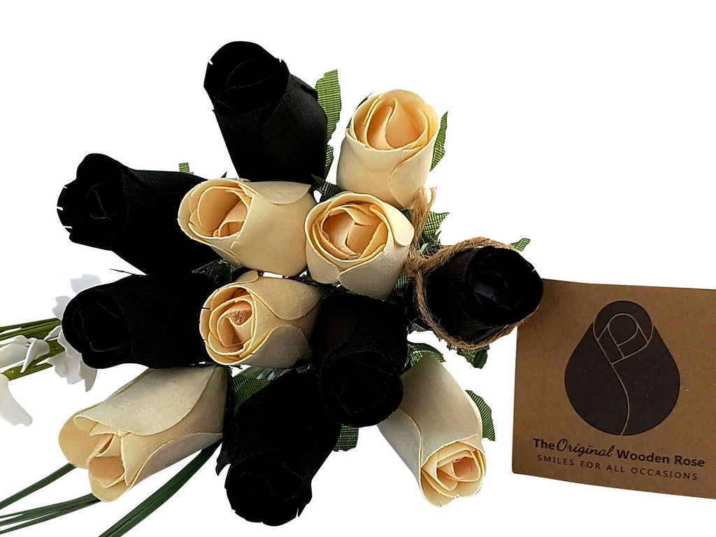 Everyday Wooden Rose Bouquet – Black & White