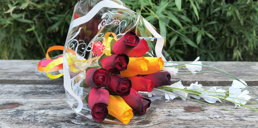 Dark Fall Harvest Wooden Rose Bouquet – Yellows, Oranges & Reds