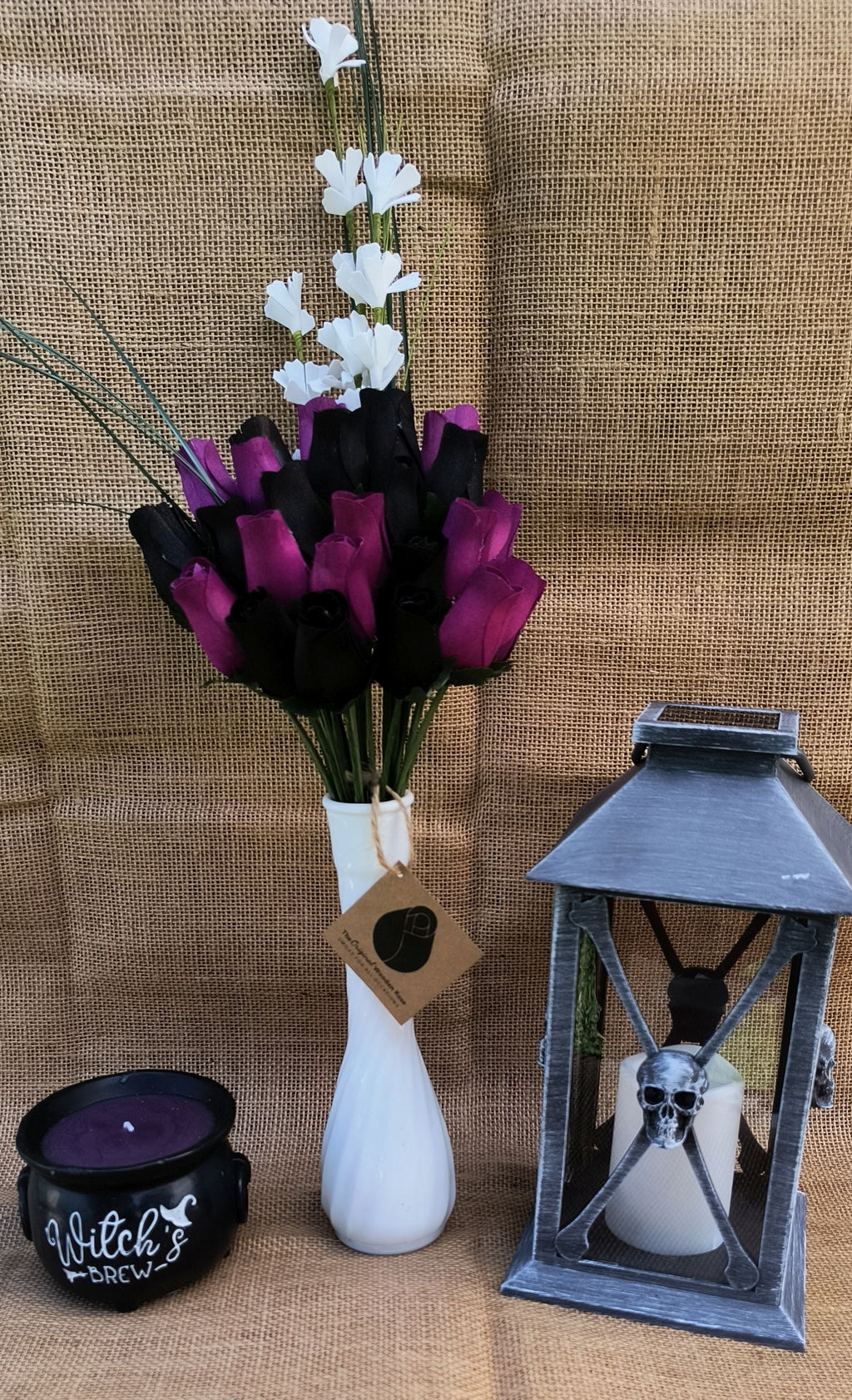 Wooden Rose Bouquet – Black & Violet