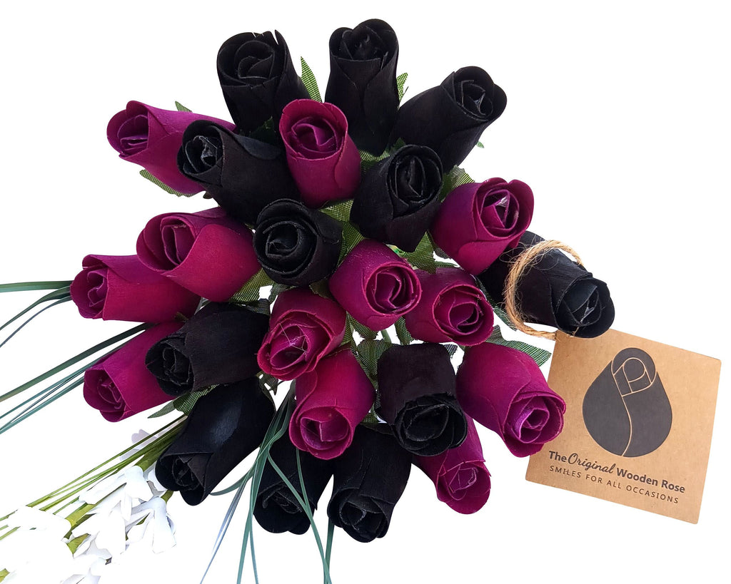 Wooden Rose Bouquet – Black & Violet