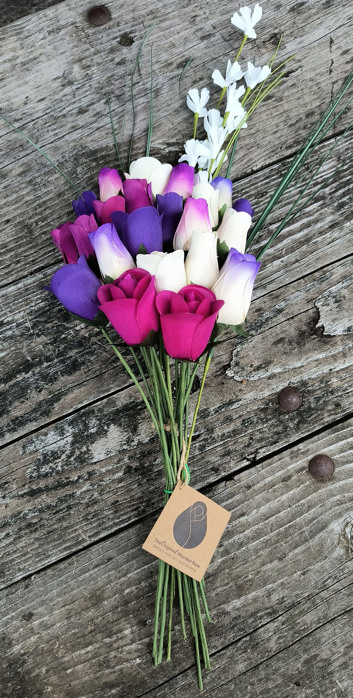 Deluxe Purple Dreams Wooden Rose Bouquet – Purples & White