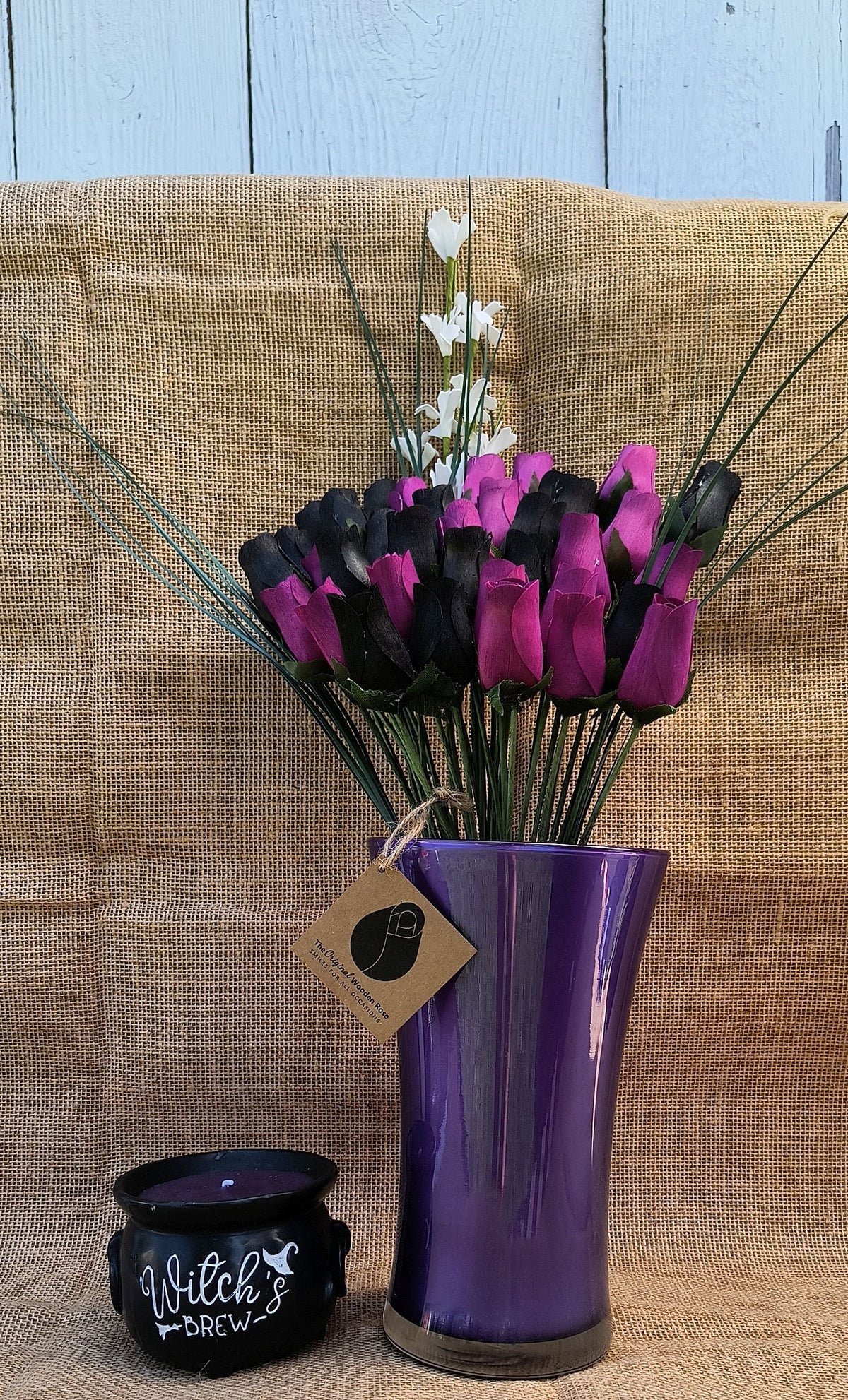 Wooden Rose Bouquet – Black & Violet