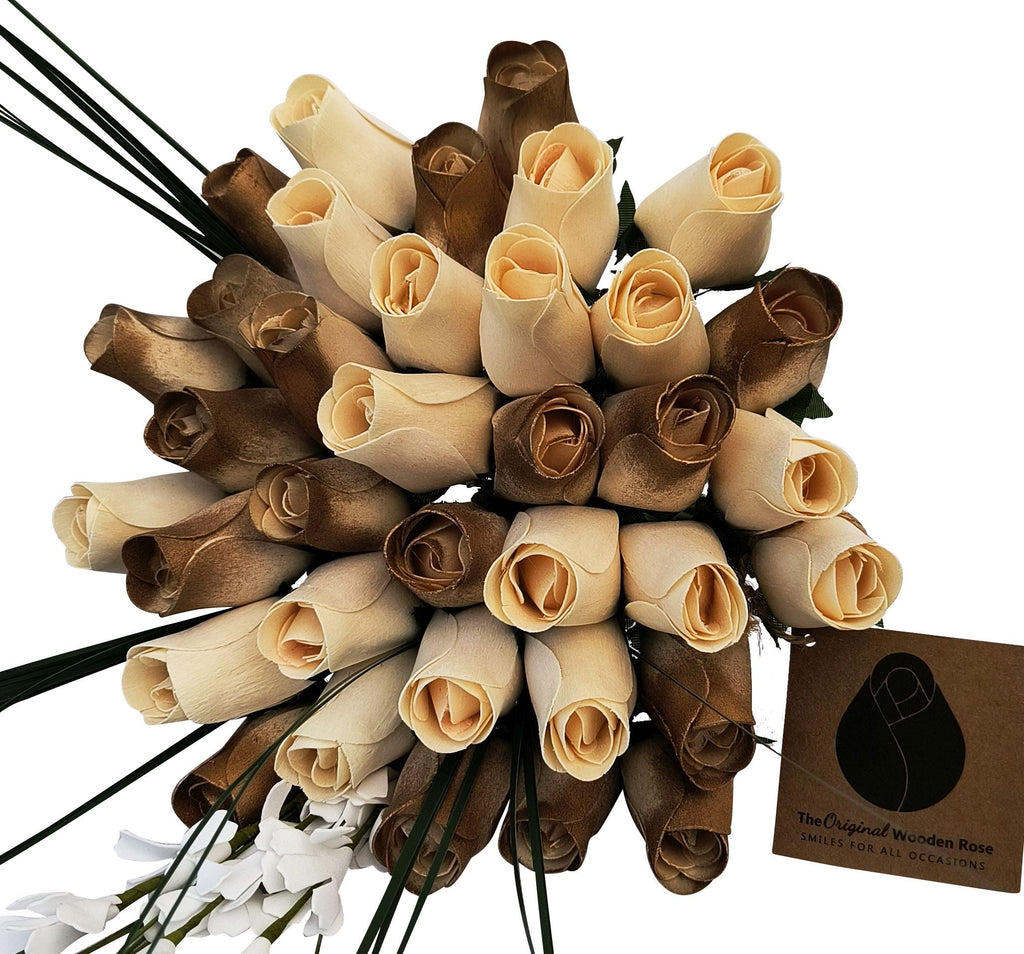 Wooden Rose Bouquet – Gold & White
