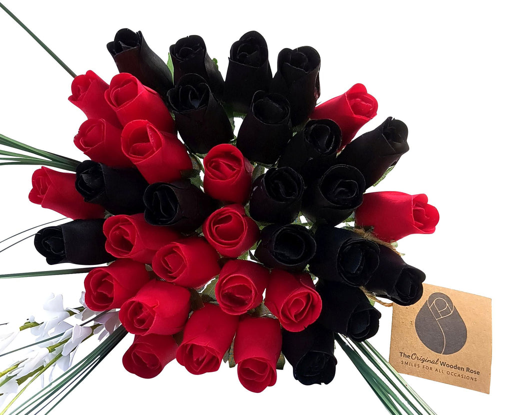 Everyday Wooden Rose Bouquet – Black & Red
