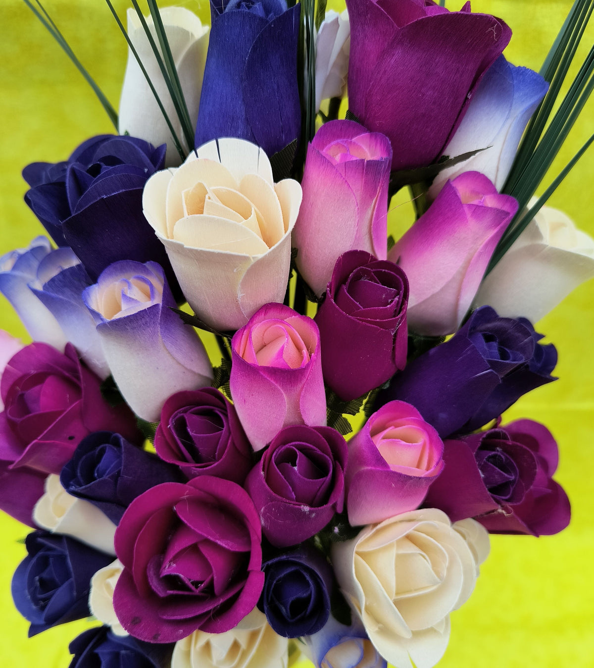 Deluxe Purple Dreams Wooden Rose Bouquet – Purples & White