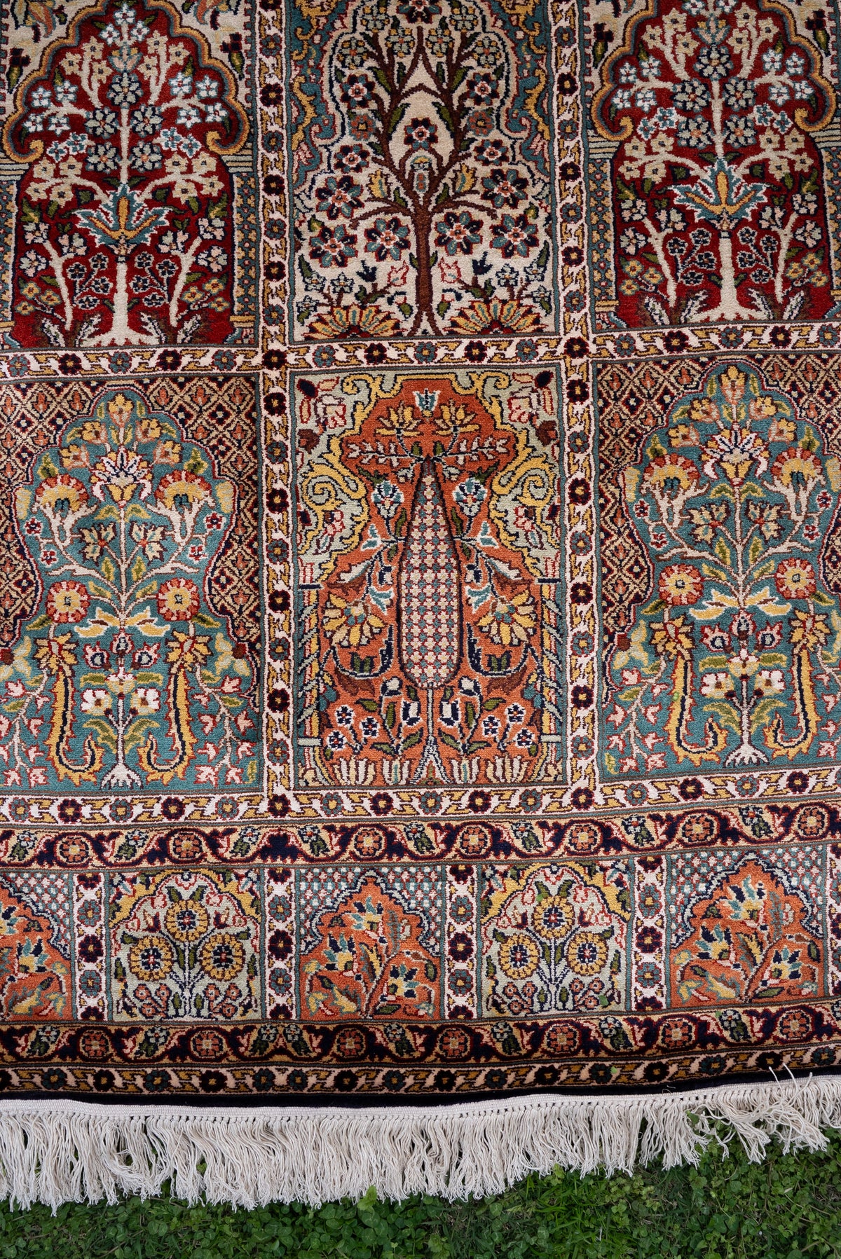 Royal Garden Panel Tapestry: Hand Knotted Mulberry silk 6ft * 4ft: