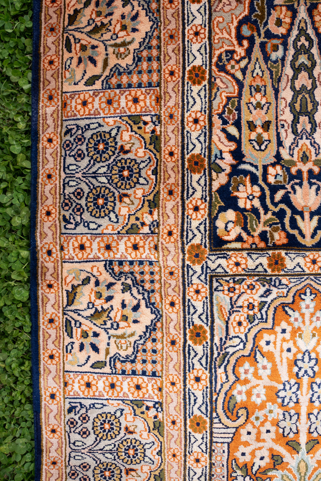 5ft x 3ft Classic Garden Panel Tapestry: Hand Knotted Mulberry silk on silk Kashmiri Carpet
