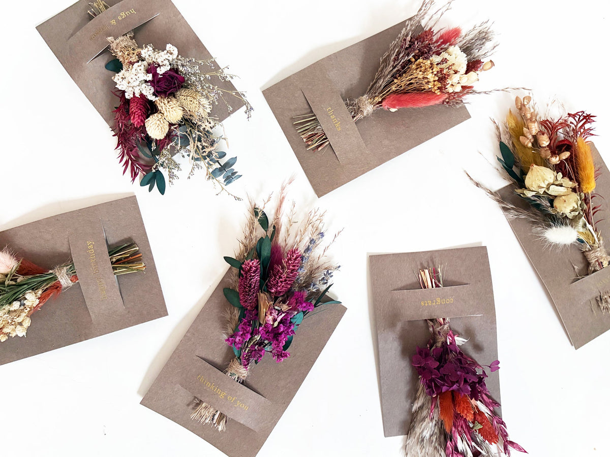 Thinking of You Mini Bouquet Card | Dried Floral Greeting
