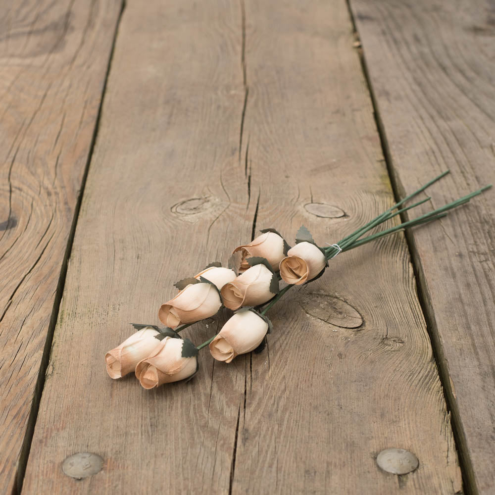 White/Gold Closed Bud Roses 8-Pack