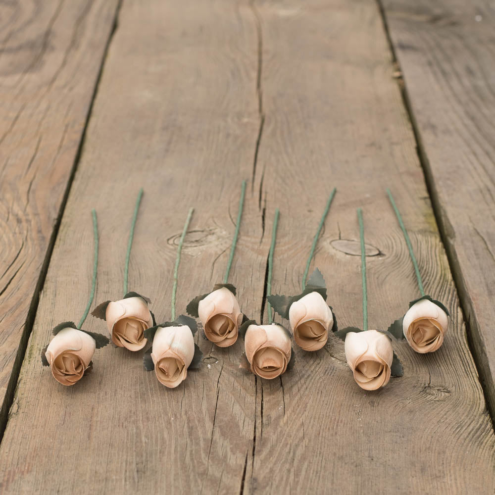 White/Gold Closed Bud Roses 8-Pack