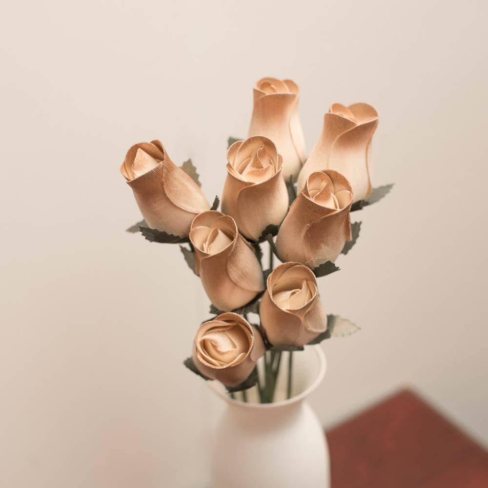 White/Gold Closed Bud Roses 8-Pack