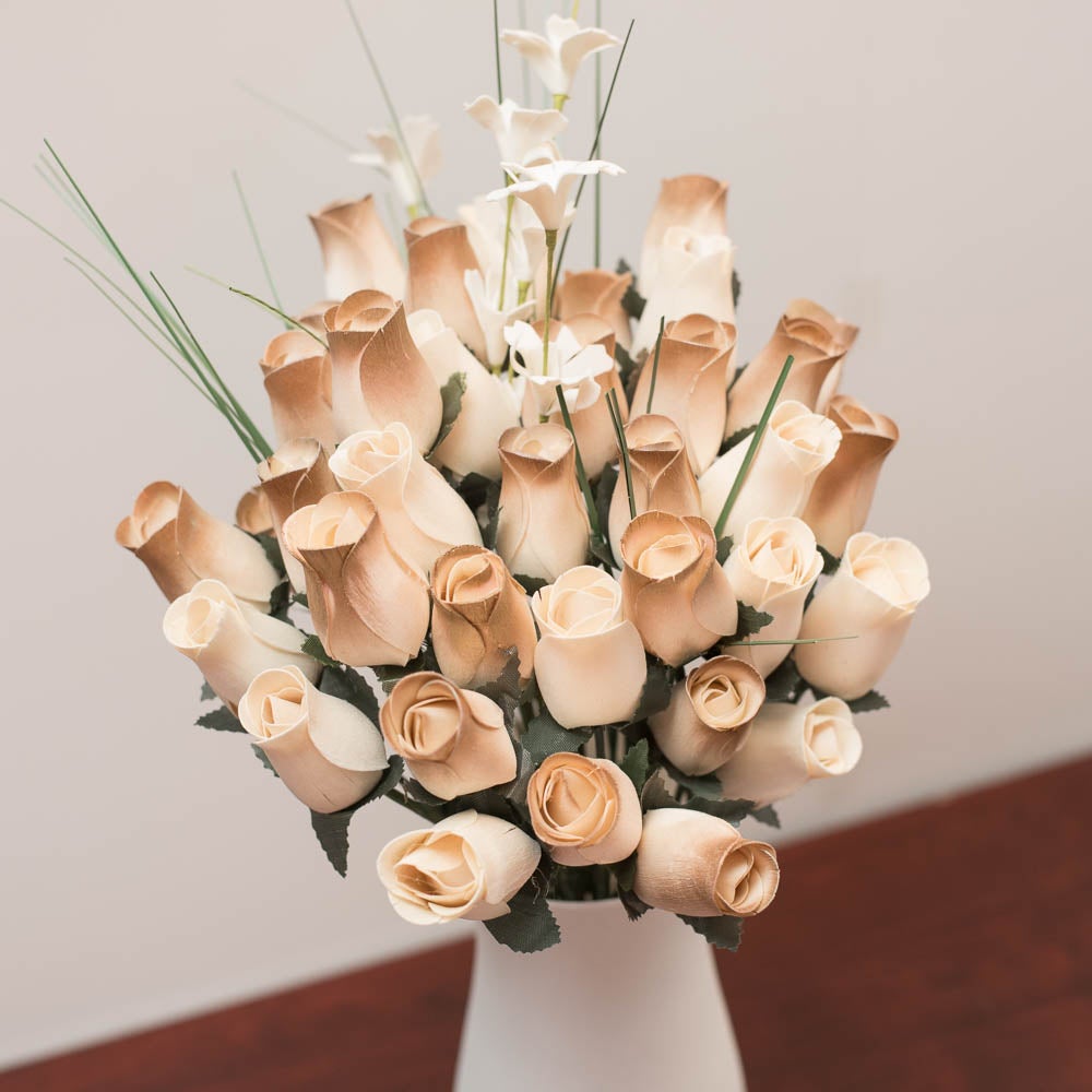 Wooden Rose Bouquet – Gold & White
