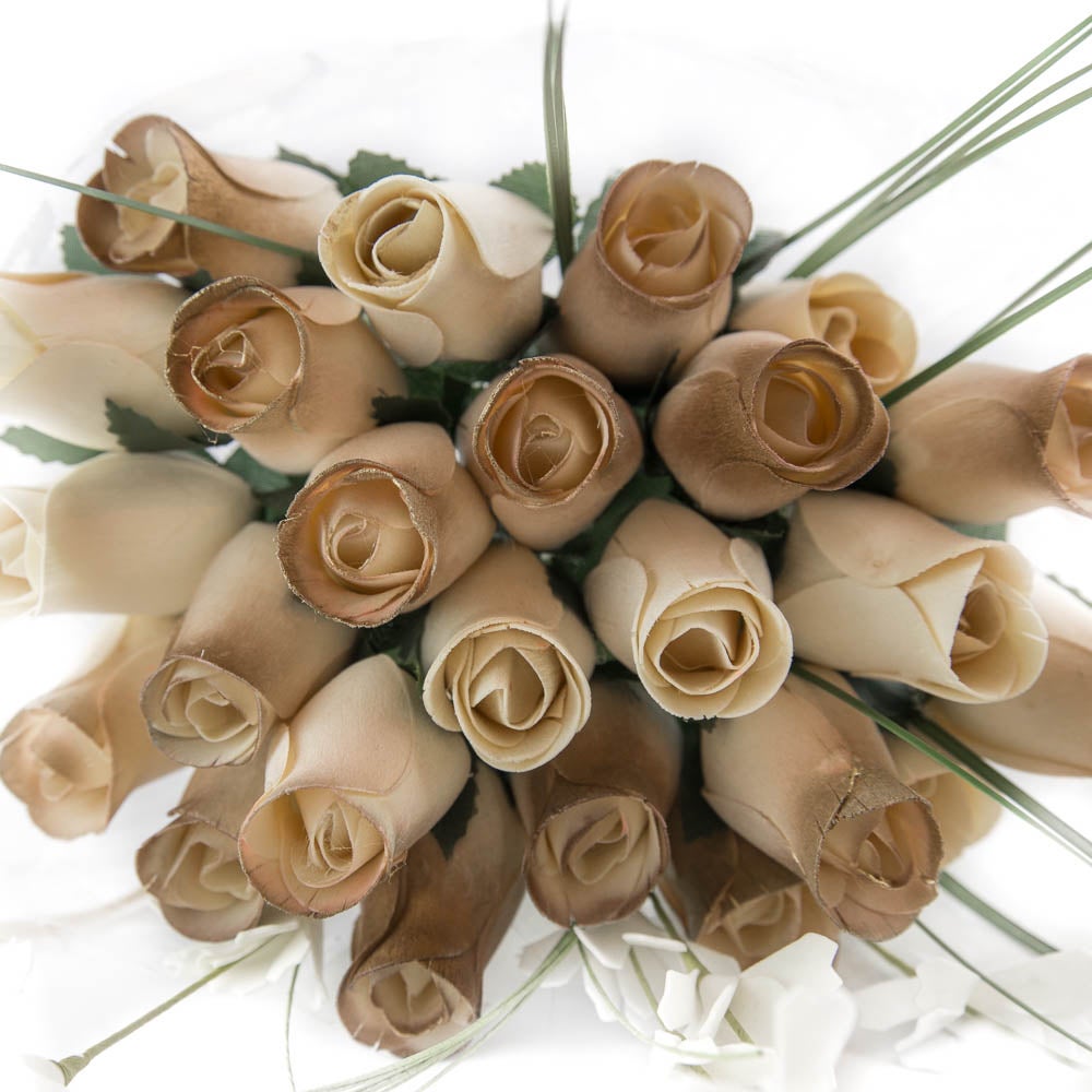Wooden Rose Bouquet – Gold & White