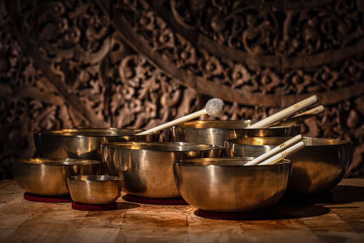 Tibetan Singing Bowl Set - 7 bowls, 5 mallets, 8850 g